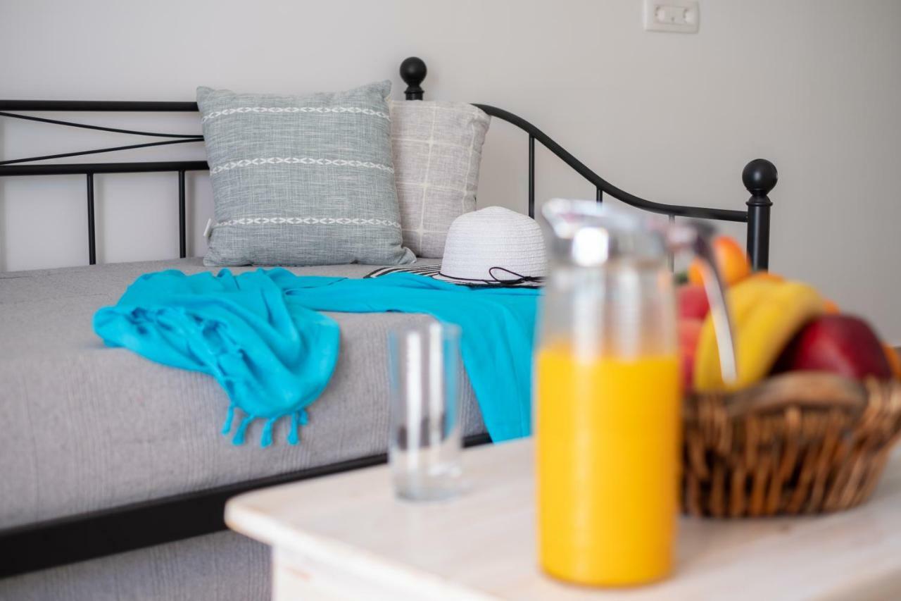 Cyclops Beach Apartments เปริโวลอส ภายนอก รูปภาพ