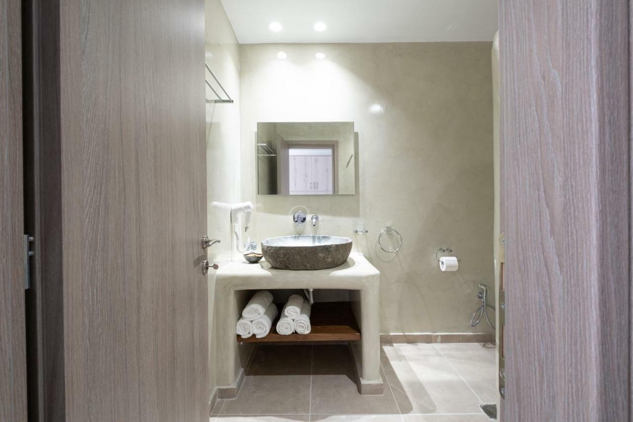 Cyclops Beach Apartments เปริโวลอส ภายนอก รูปภาพ